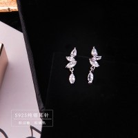 韓風清新雅緻純銀耳針質感鋯石耳環